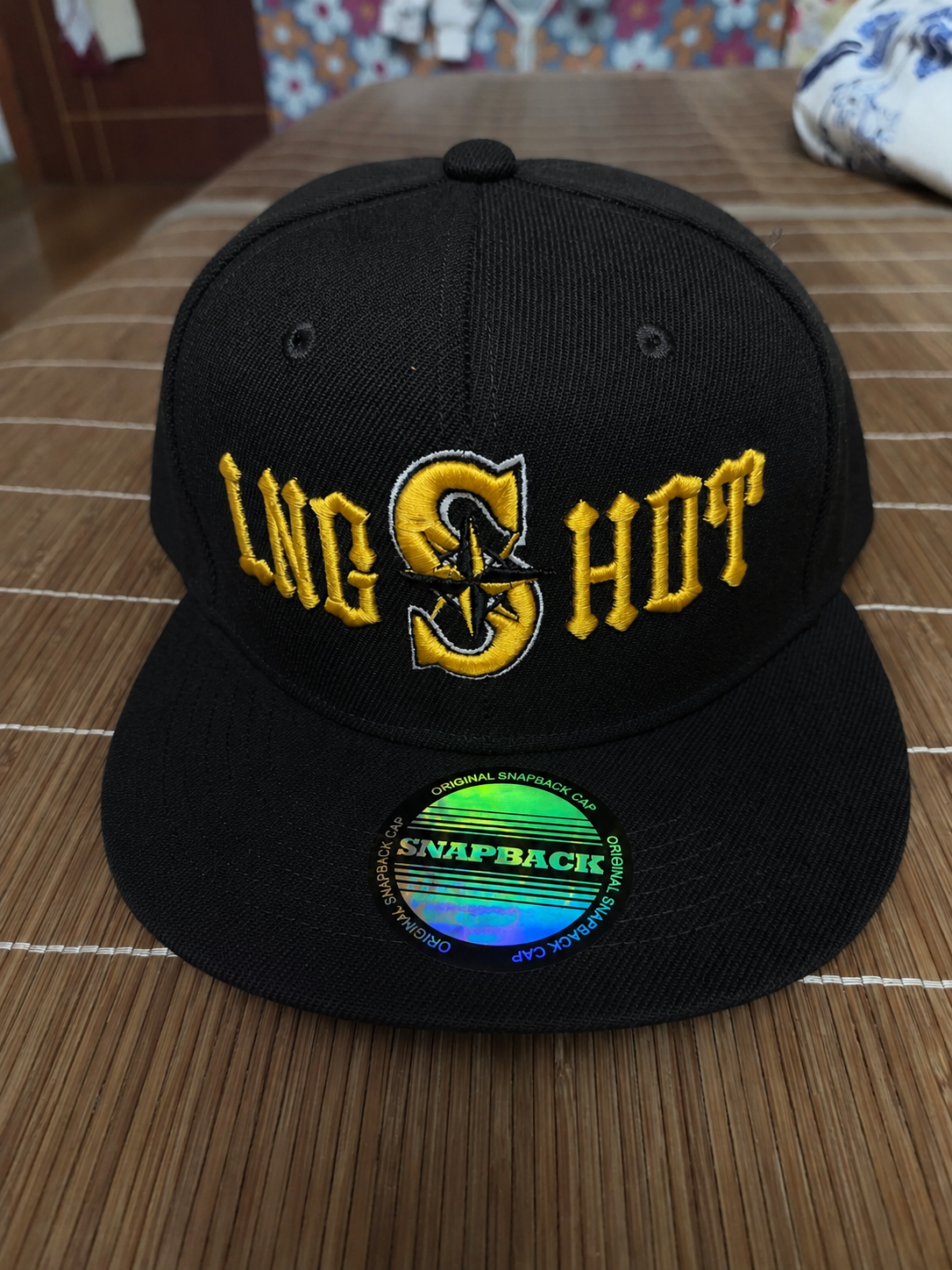 LNGSHOT T-SHIRT + CAP