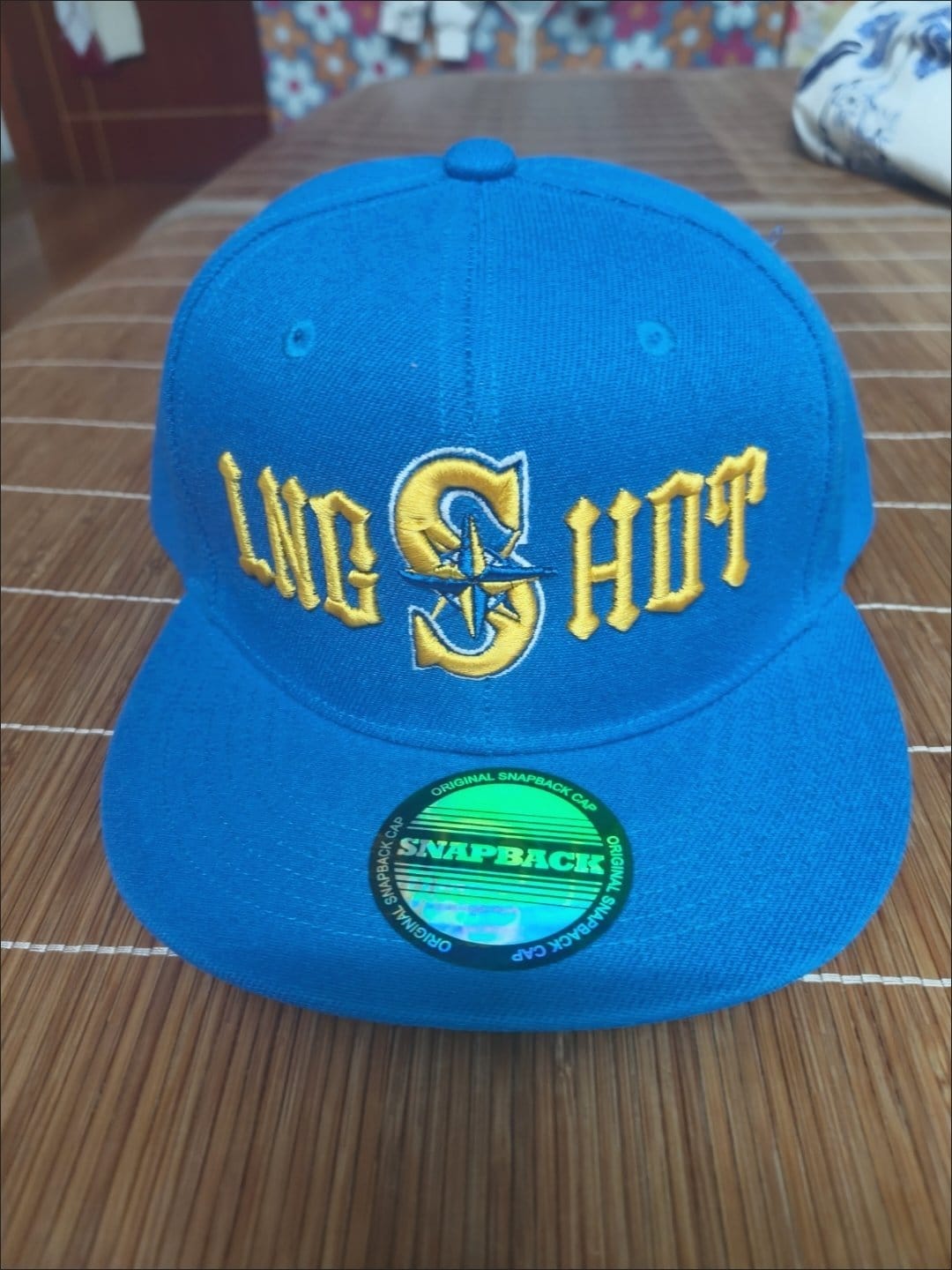 LNGSHOT T-SHIRT + CAP